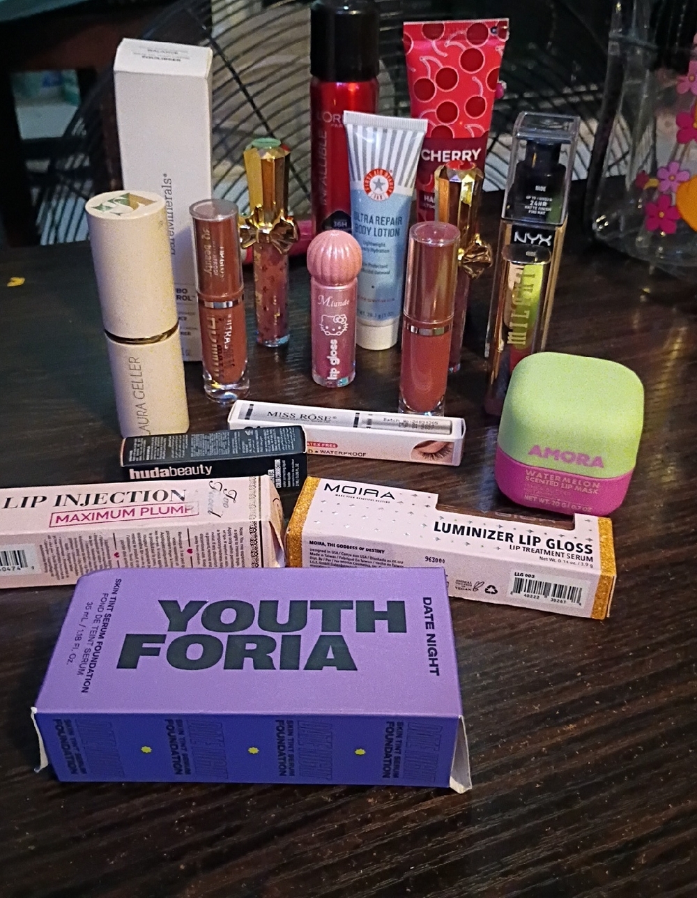 Date Night Luminizer Lip Gloss & Assorted Pink Lip Colors